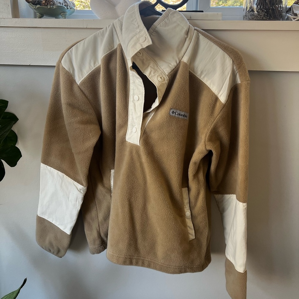 Columbia Tan Light Jacket - Size M